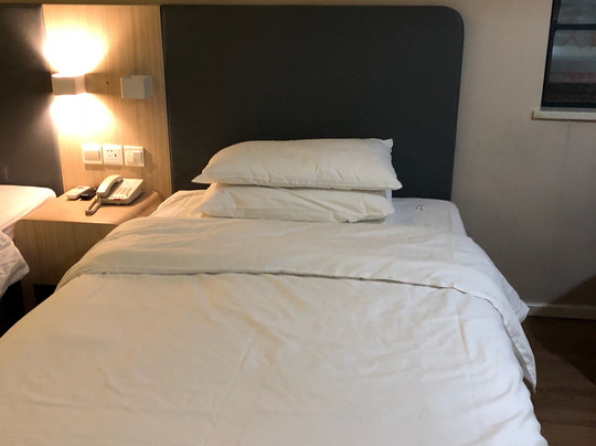 珠海汉庭情侣中路酒店主图