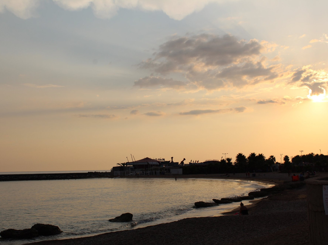 Lungomare Falcone - Borsellino-San Leone必去景点