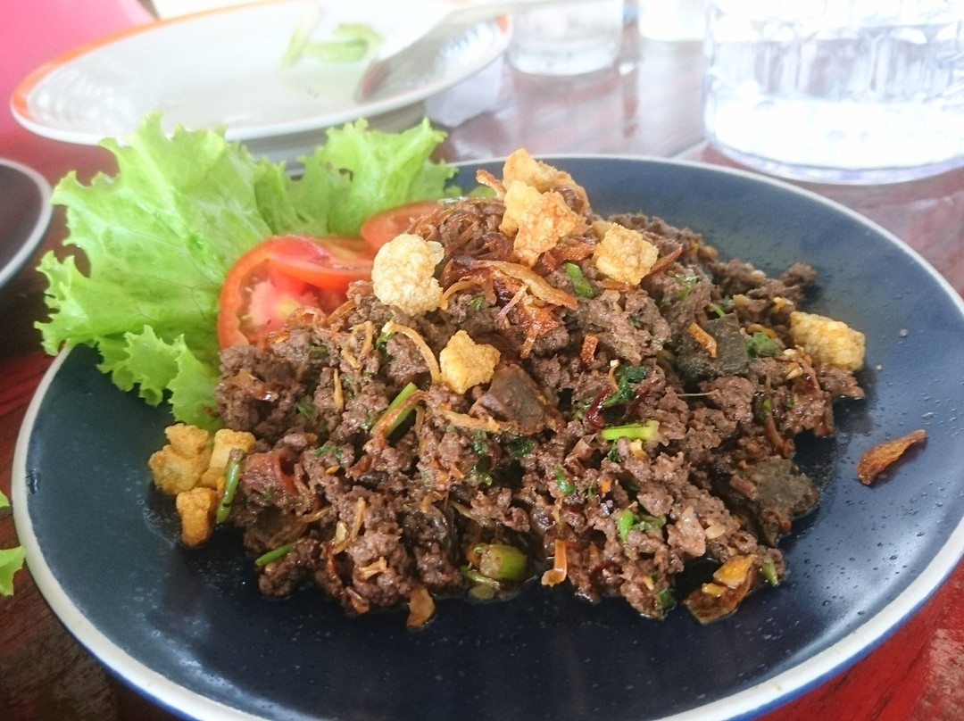 ลาบก๋างโต้ง