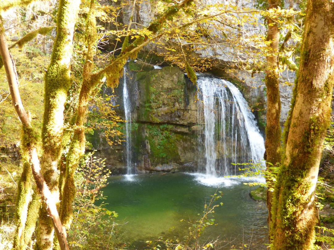 Cascade des Combes景点图片