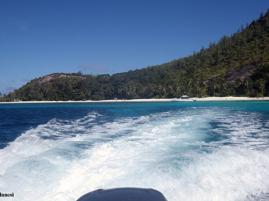Thérèse Island-Port Glaud必去景点