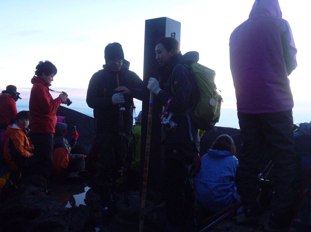 Japan's Highest Peak Fujisan Kengamine Monument景点图片