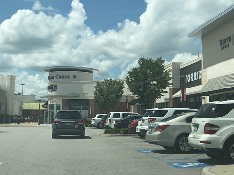 Cross Creek Mall-费耶特维尔必去景点