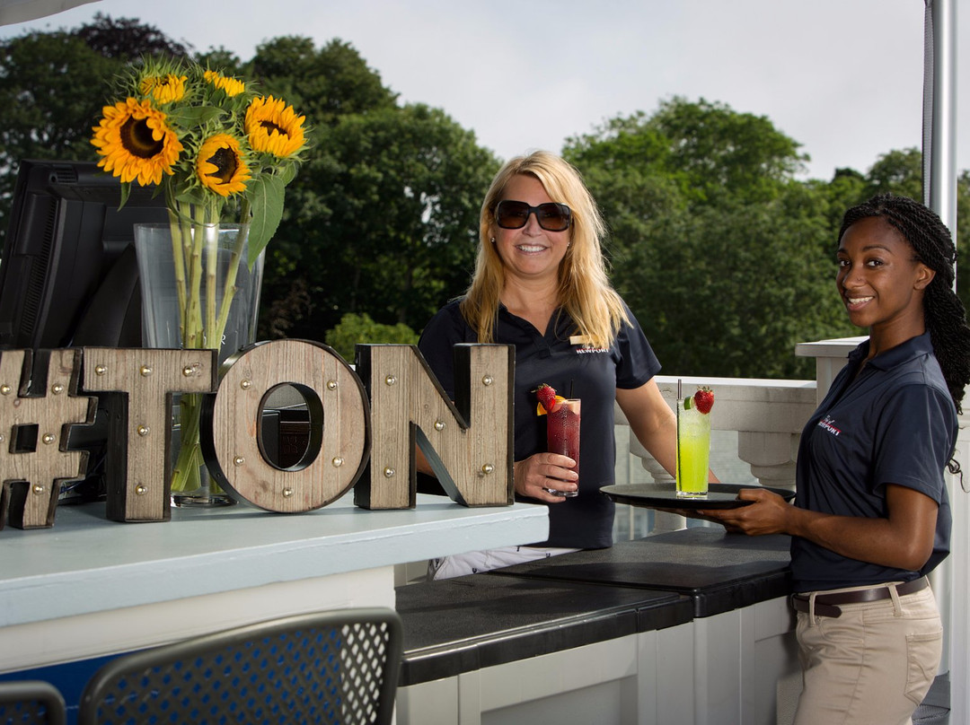 Top Of Newport Bar + Lounge