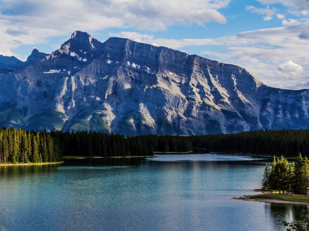 Go Calgary Shuttles-卡尔加里必去景点