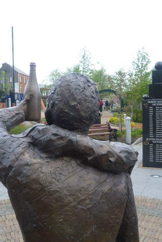 Joey Dunlop Memorial Garden-巴利马尼必去景点