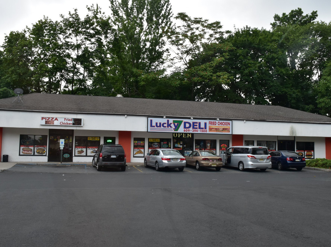 Lucky7 Deli and Food Store
