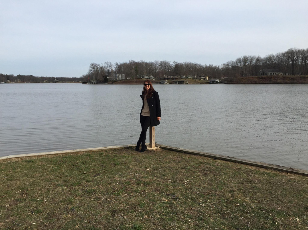 Lake Sara-Effingham必去景点