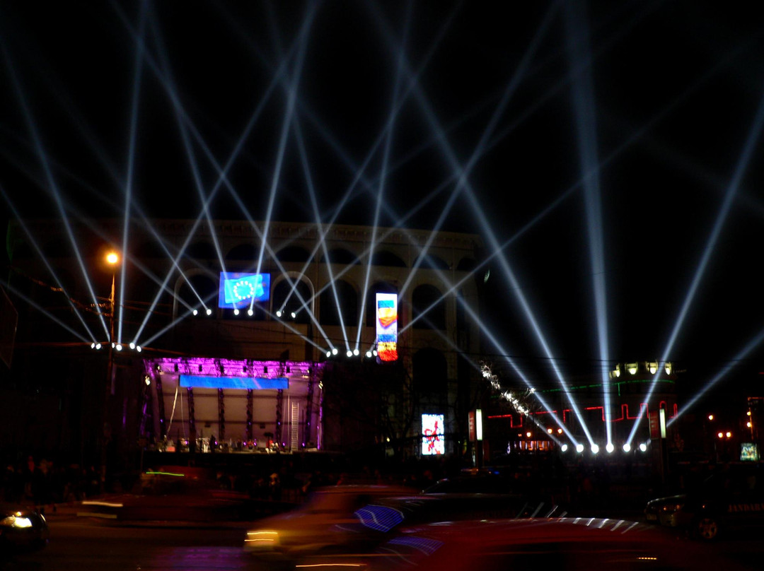 University's Square-布加勒斯特必去景点