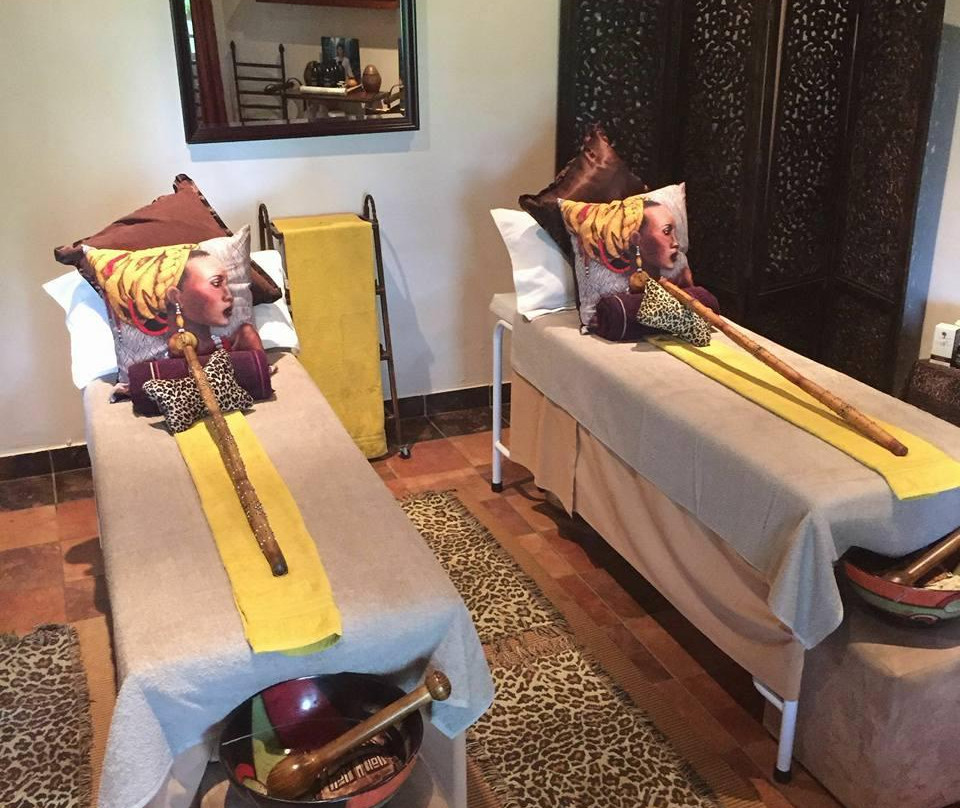 Swartruggens酒店住宿-Akwaaba Lodge