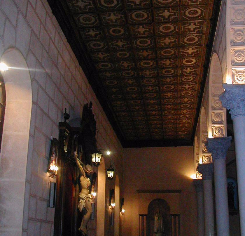 Basilica del Cristo Rey-梅利利亚必去景点