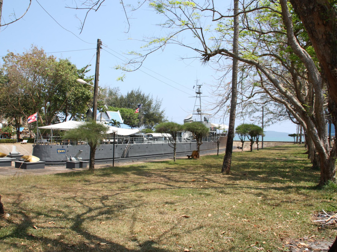 Sai Ri Sawi Beach景点图片