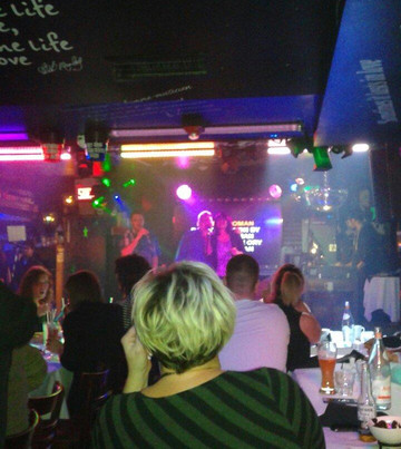 Zoé Fondues Karaoké & Cocktails