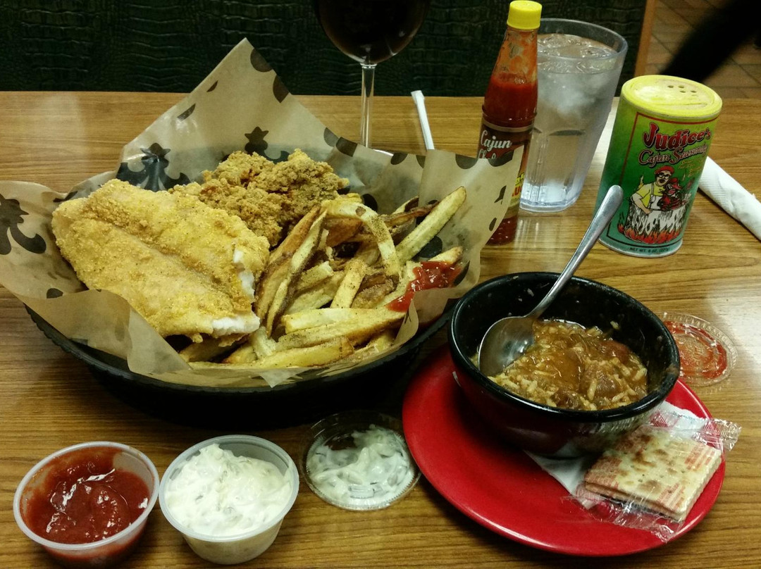 Bridge City餐馆和美食-Judice's Cajun Cafe