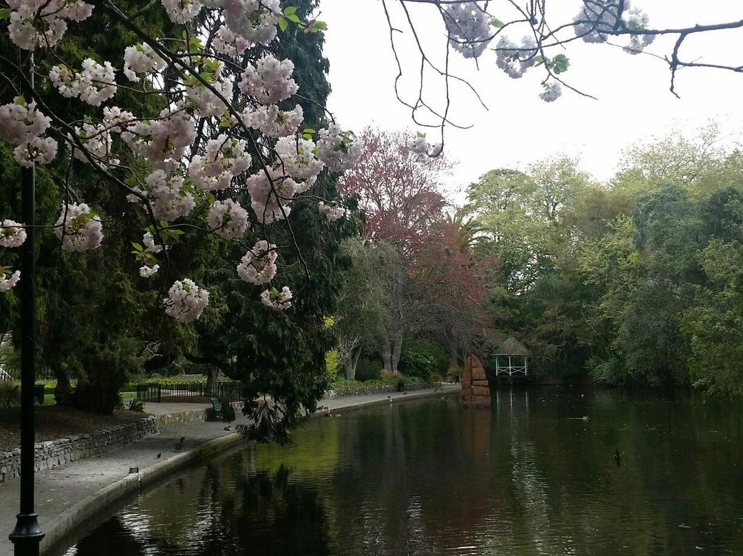 Queen's Gardens景点图片