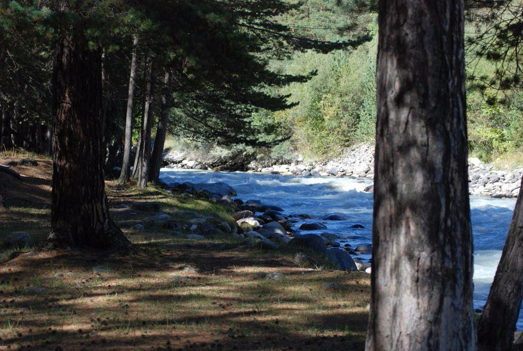 Elbrus Holiday Village Hotel主图