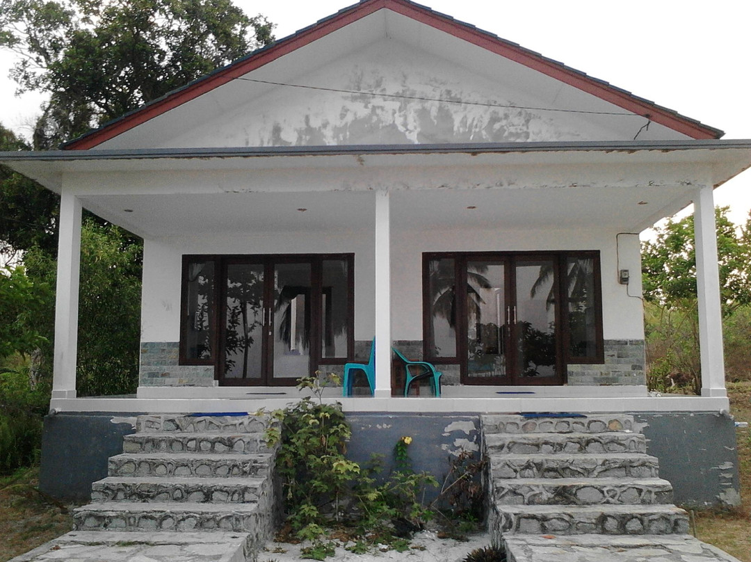 Belitong Beach Cottages