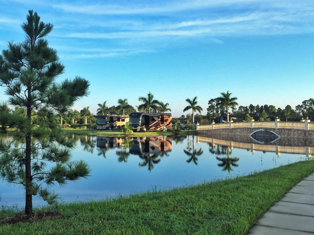 Mayakka River Motorcoach Resort
