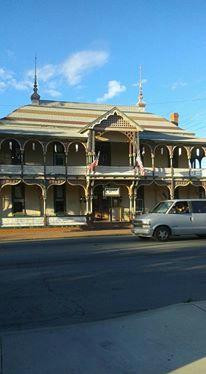 Historic Downtown Lake Elsinore-埃尔西诺湖必去景点