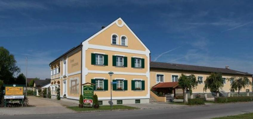 Weiden Am See酒店住宿-Pension Seepanorama