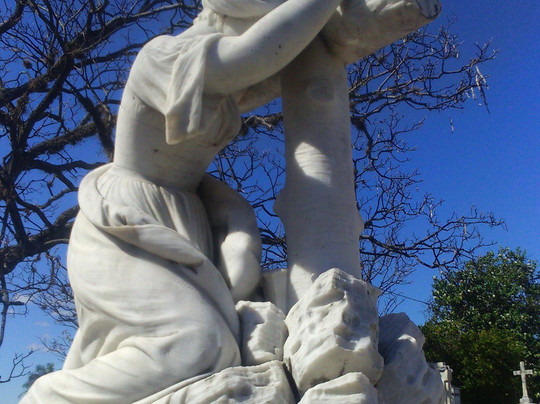 Cemitério do Bonfim-贝洛哈里桑塔必去景点