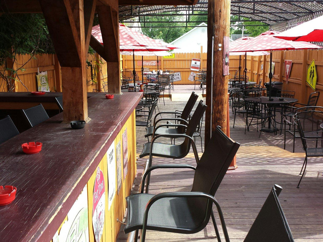 The RED Bar and Grill-科林斯维尔必去景点