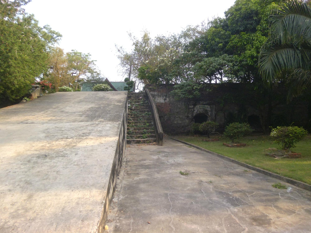 Pom Phlaeng Faifa景点图片
