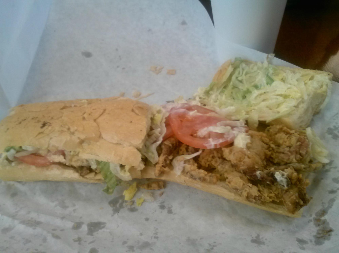 Bogalusa餐馆和美食-Coach's Poboys