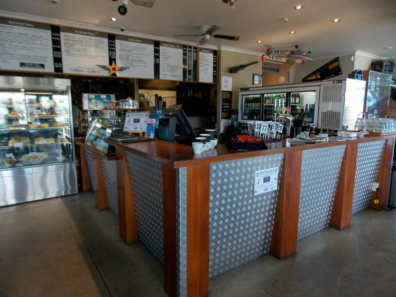 Classic Flyers AvGas Cafe and Bar