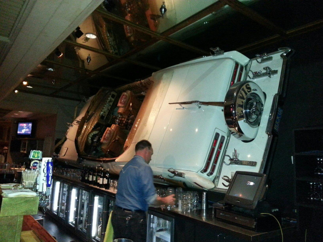 Buck Owens' Crystal Palace-贝克斯菲尔德必去景点