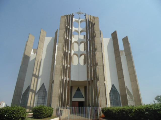 Catedral Diocesana Divino Espírito  Santo de Jataí景点图片