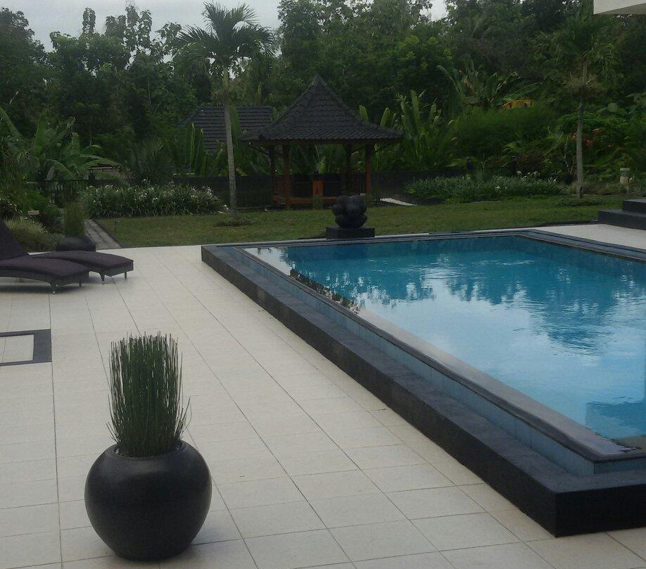 Srengenge Bed & Breakfast主图