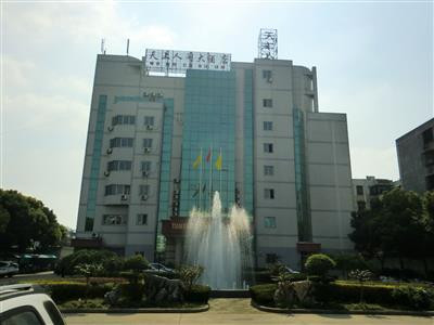 天上人间大酒店主图