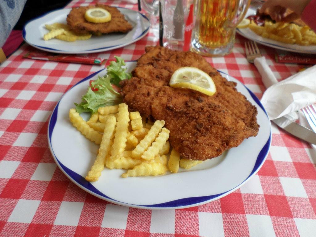 Lachtal餐馆和美食-Gasthof Sonnenhof Marchenwald