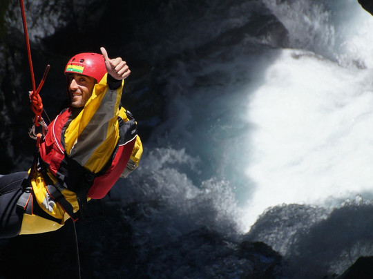 Canyoning Pucon-普孔必去景点
