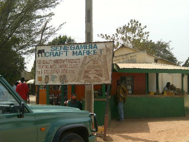 Senegambia Craft Market景点图片