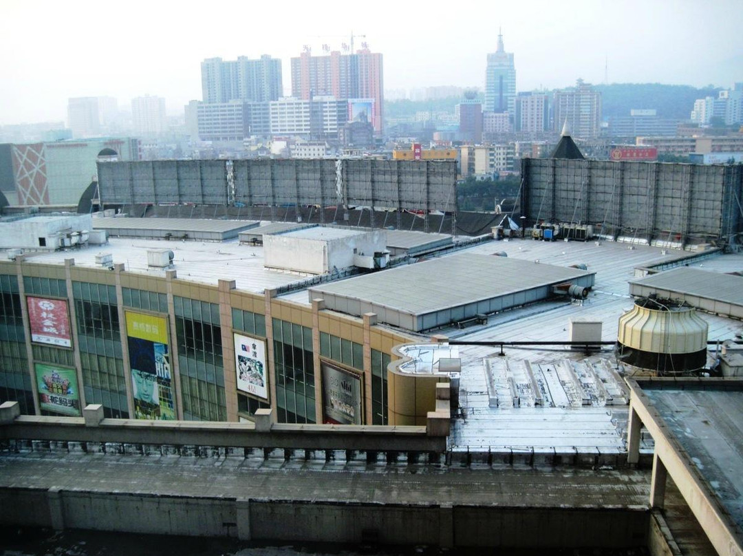 中悦水晶国际酒店主图