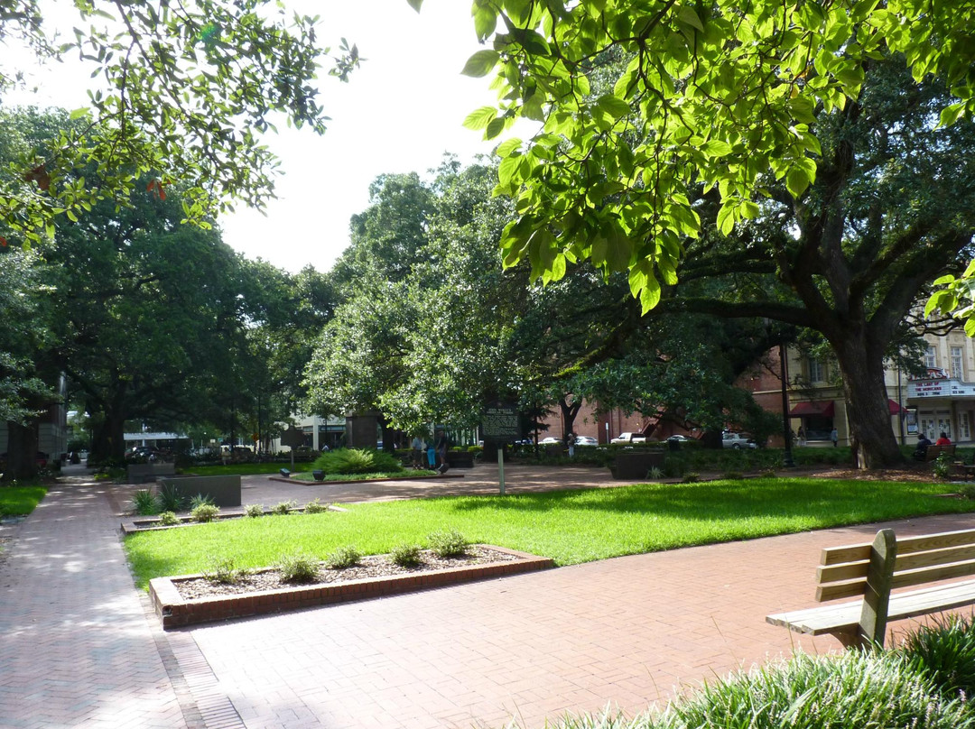 Reynolds Square景点图片