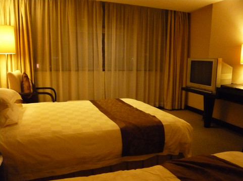 广州天一酒店（市二宫地铁站店）主图