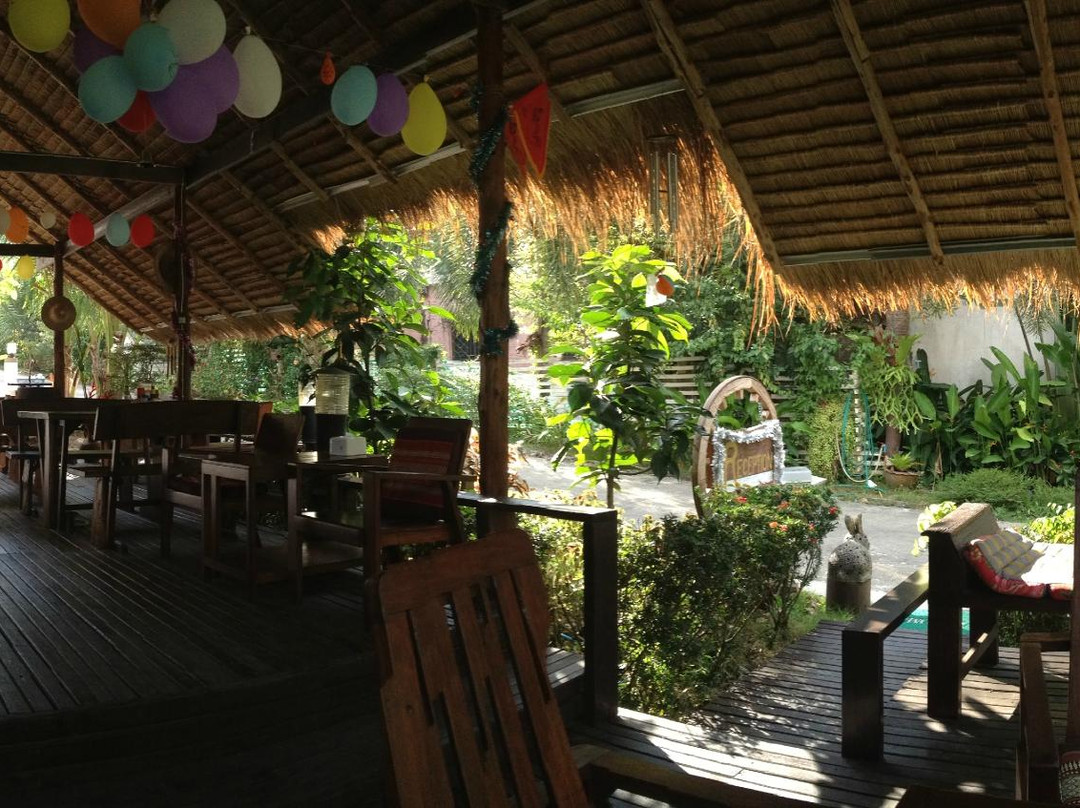 班蒲度假村主图