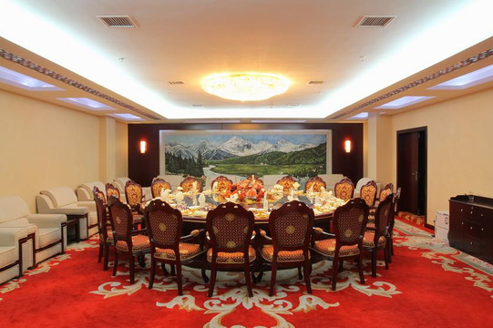 豪门大酒店主图