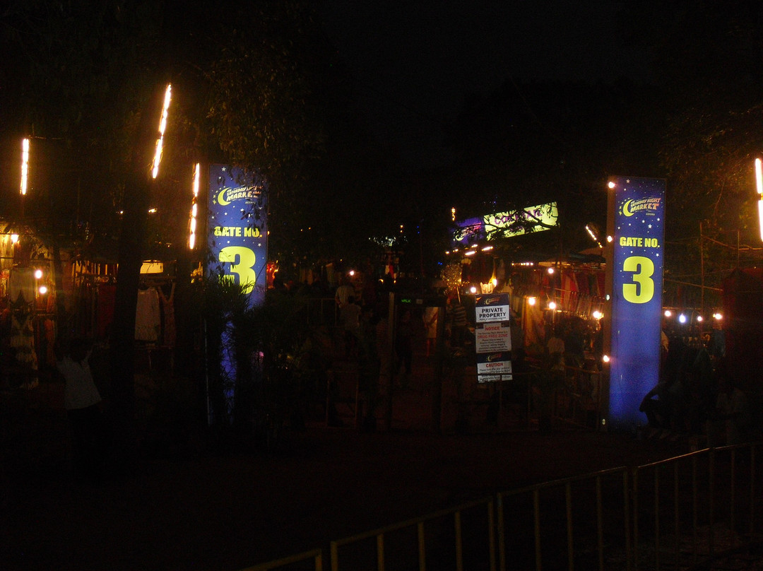 The Saturday Night Market景点图片