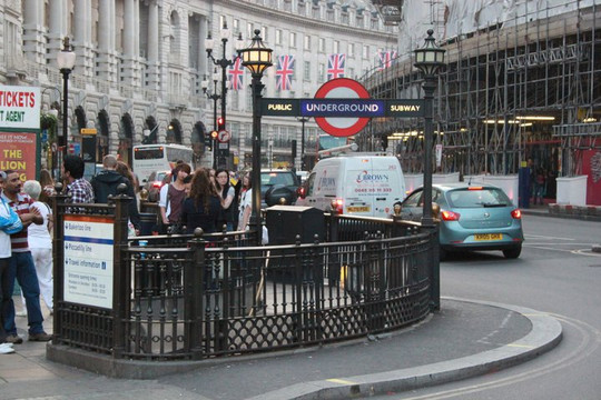 莱切斯特广场-伦敦必去景点