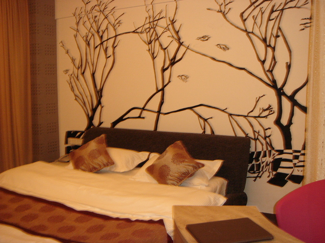 左岸主题商务酒店主图