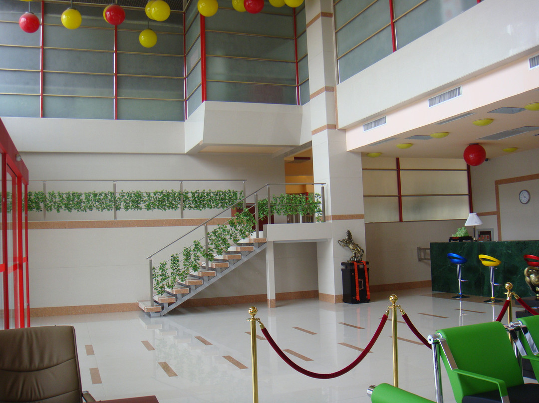 金苹果大酒店主图