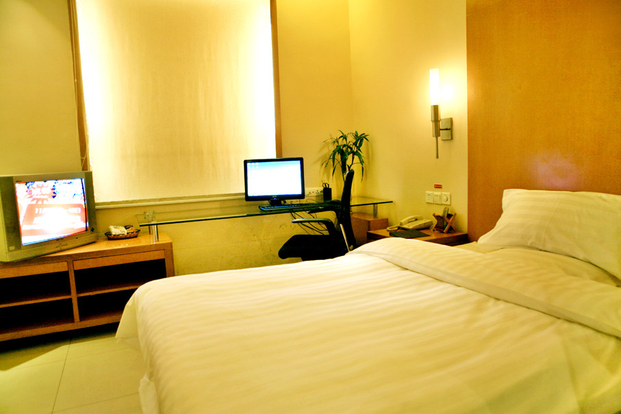 济南丽舍商务酒店洪楼店主图