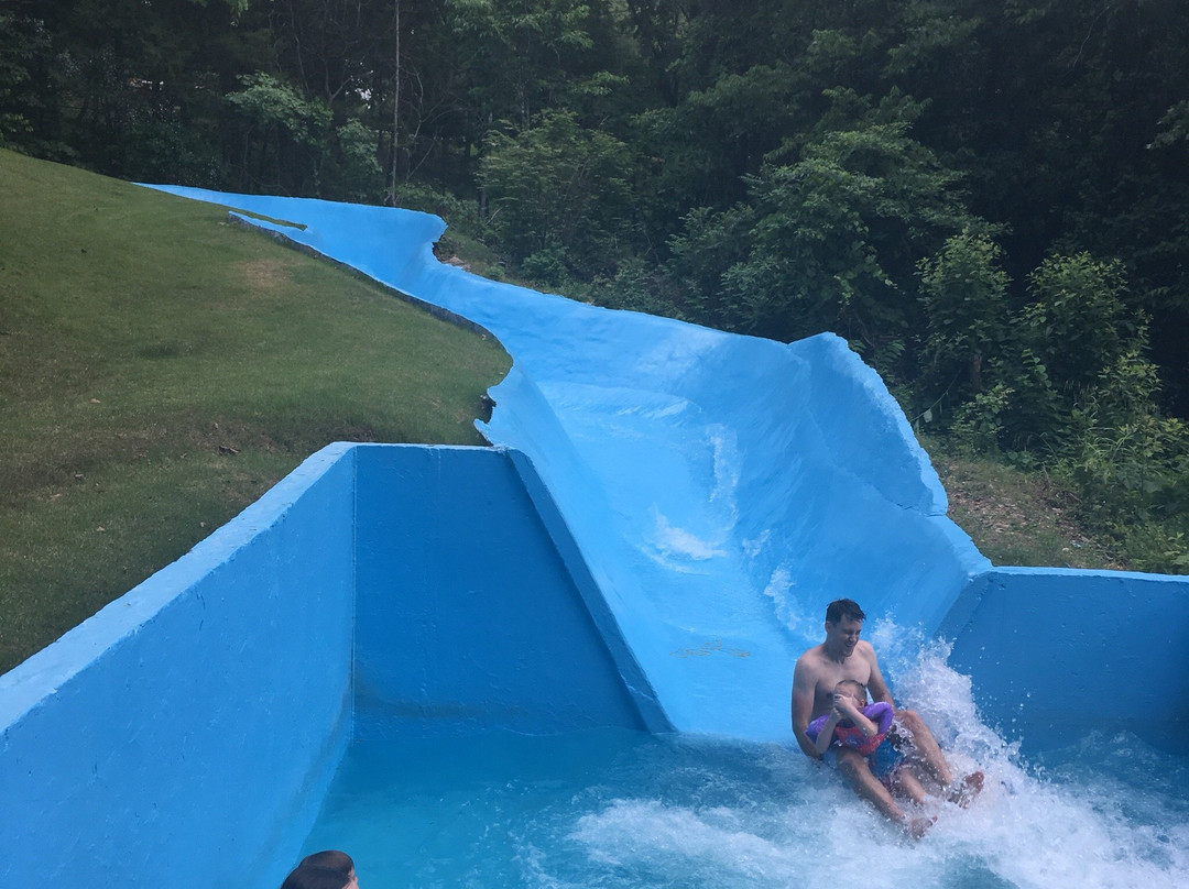 Beebe's Waterslide-Cassville必去景点