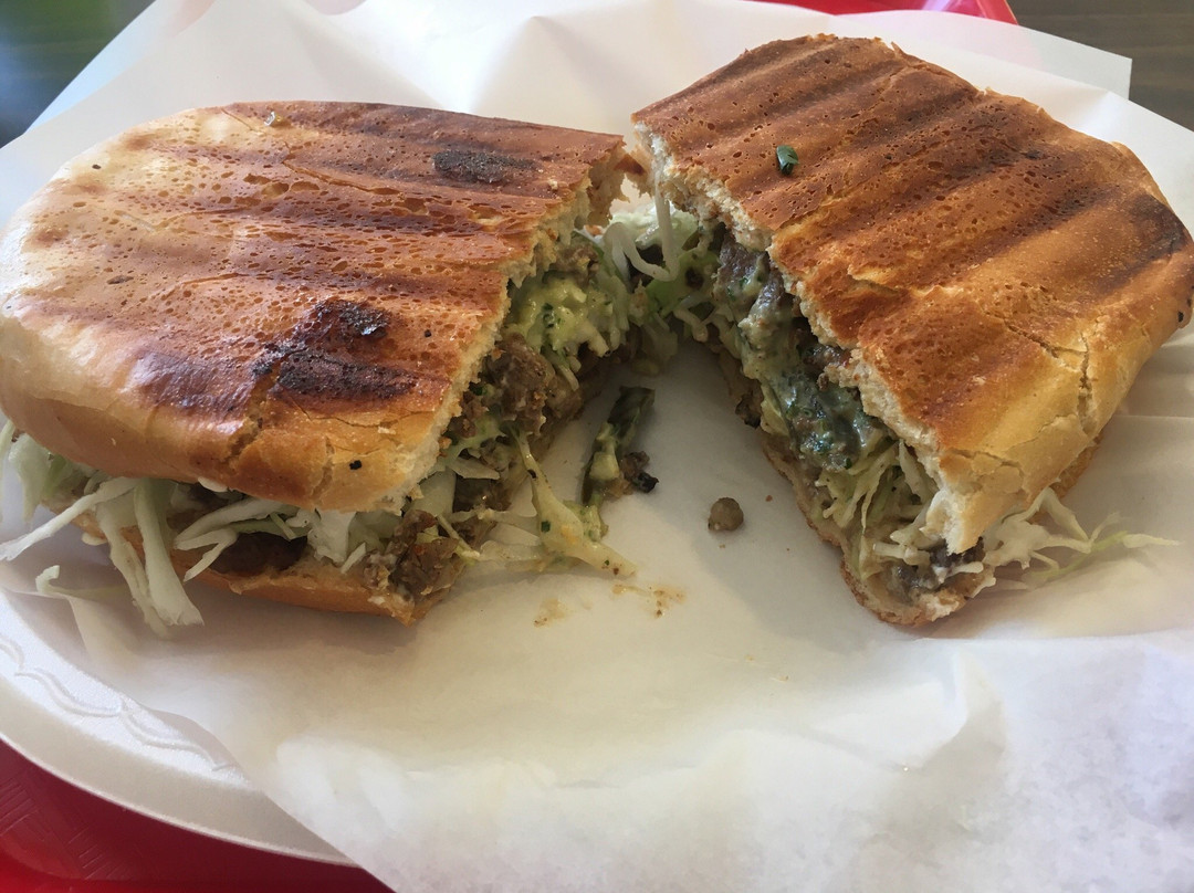 Nephi餐馆和美食-Jalisciense