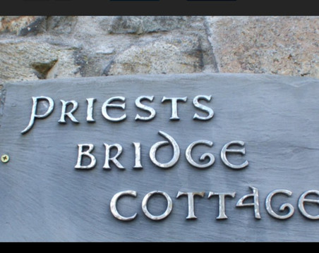 Bryansford酒店住宿-Priest Bridge Cottage