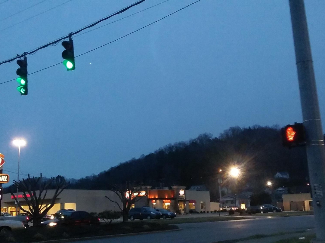 Arthur餐馆和美食-Dairy Queen Grill & Chill